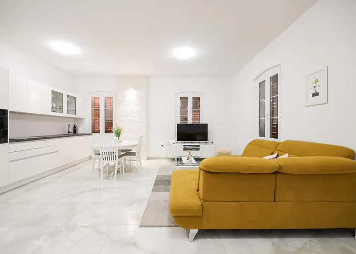 CENTAR- M&D Luxury apartment